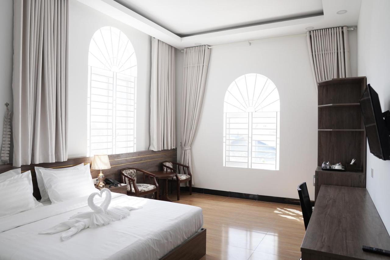 แอปเปิ้ล โฮเต็ล ทรี-แอร์พอร์ต พนมเปญ Hotel ภายนอก รูปภาพ
