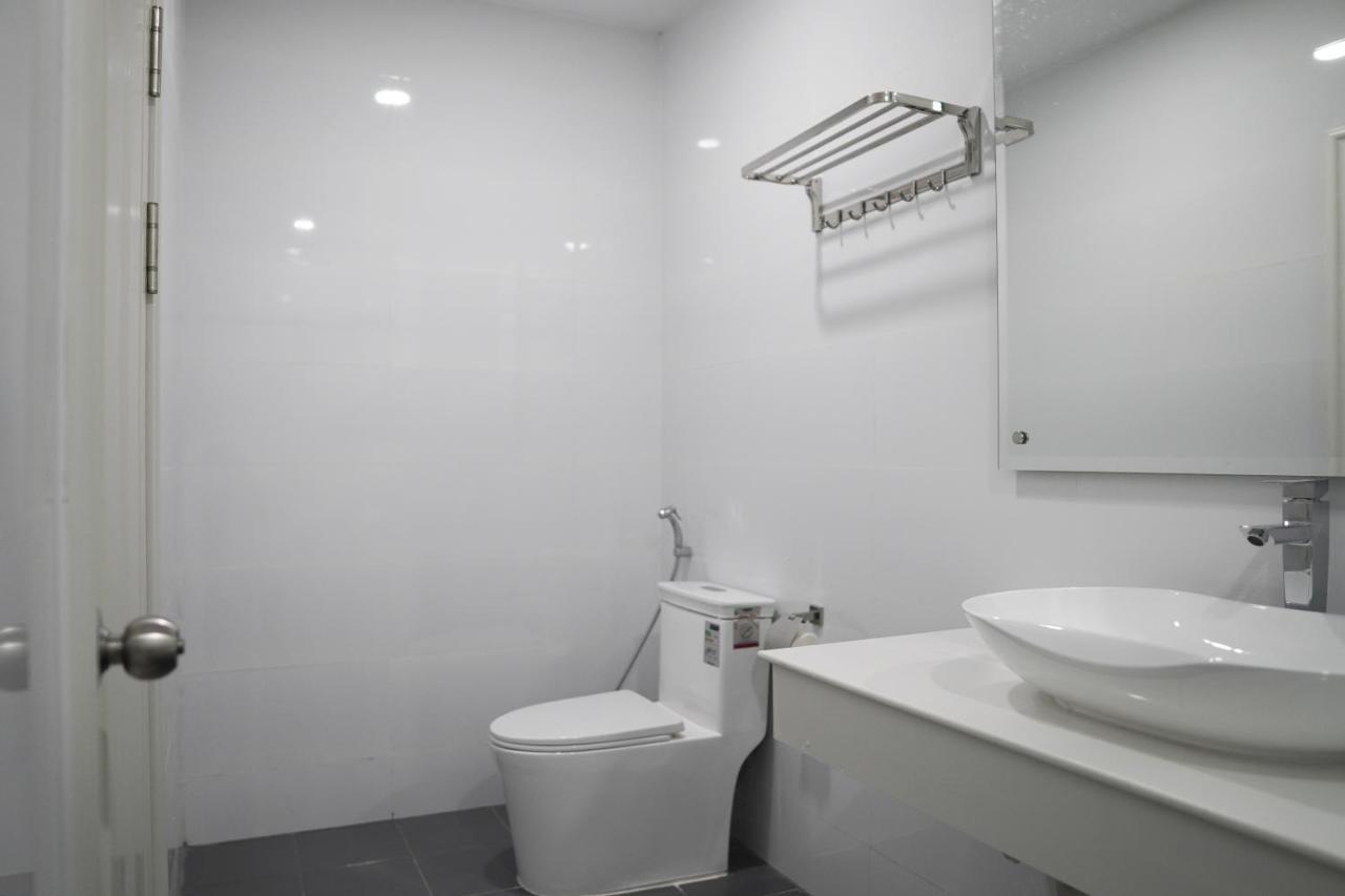 แอปเปิ้ล โฮเต็ล ทรี-แอร์พอร์ต พนมเปญ Hotel ภายนอก รูปภาพ