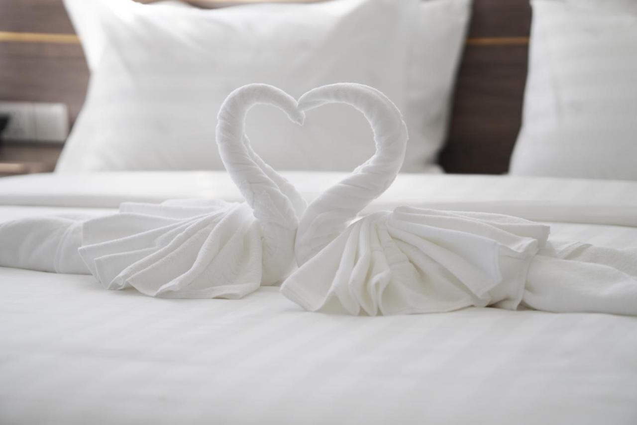 แอปเปิ้ล โฮเต็ล ทรี-แอร์พอร์ต พนมเปญ Hotel ภายนอก รูปภาพ