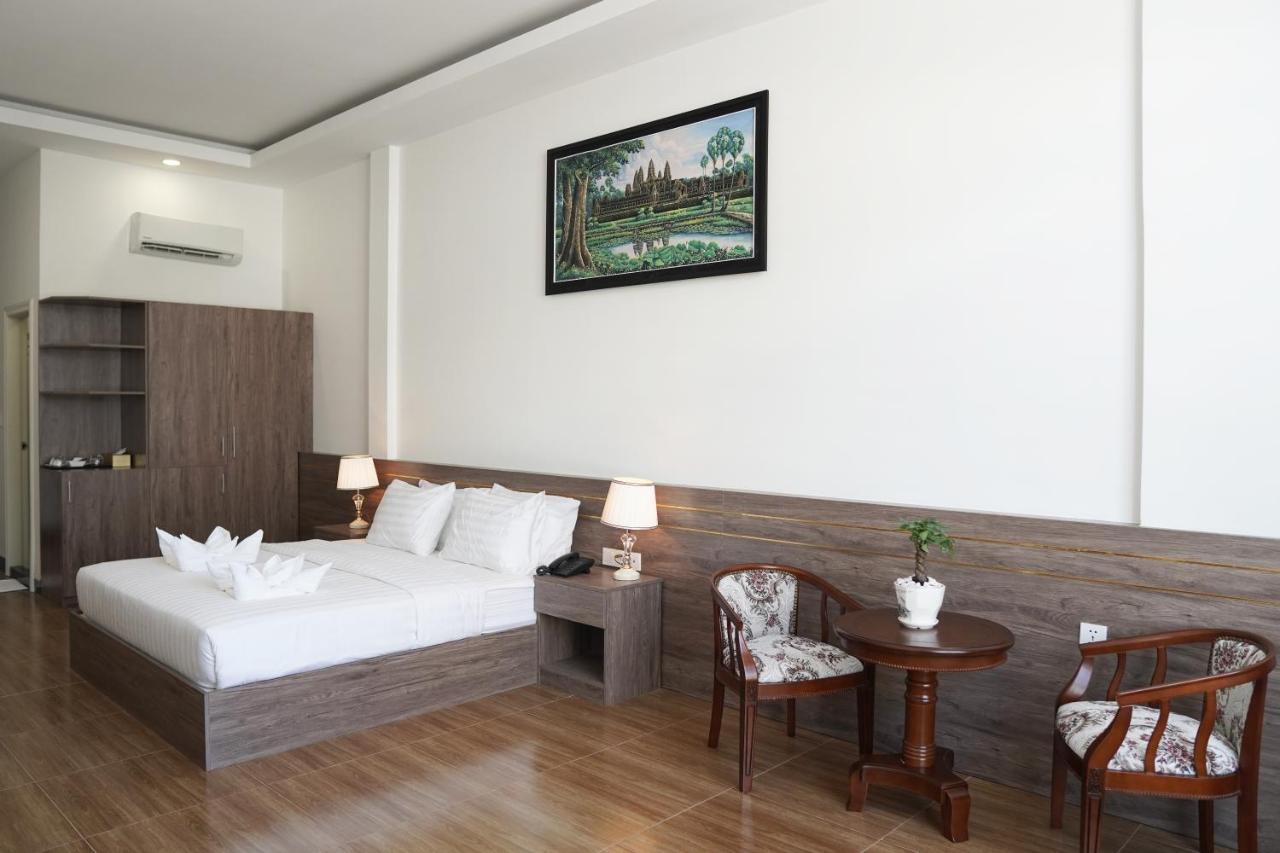 แอปเปิ้ล โฮเต็ล ทรี-แอร์พอร์ต พนมเปญ Hotel ภายนอก รูปภาพ