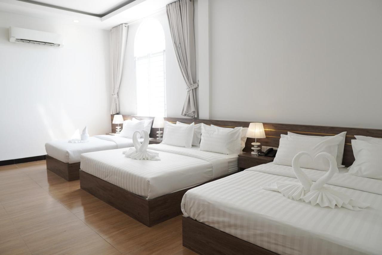 แอปเปิ้ล โฮเต็ล ทรี-แอร์พอร์ต พนมเปญ Hotel ภายนอก รูปภาพ