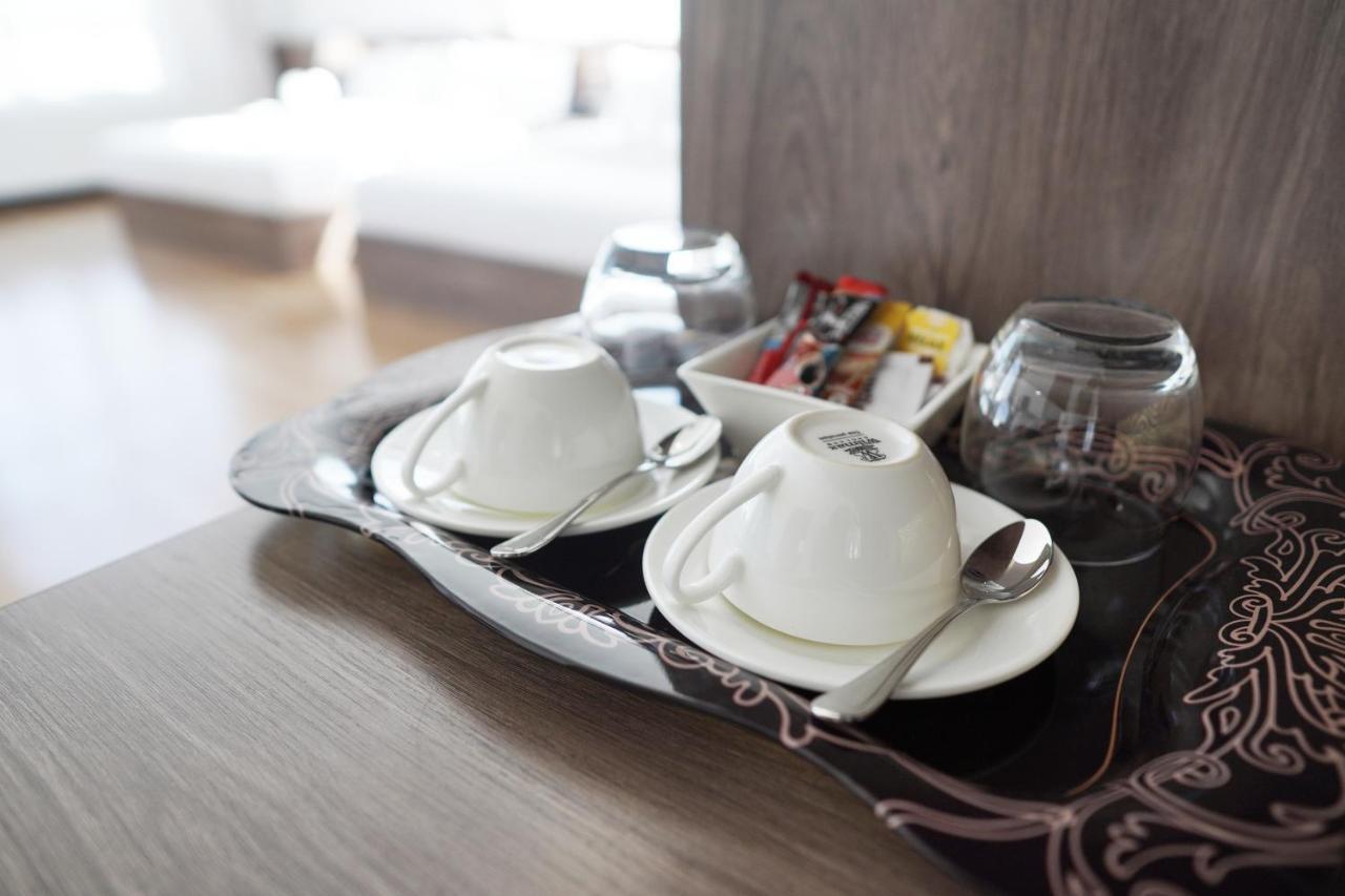 แอปเปิ้ล โฮเต็ล ทรี-แอร์พอร์ต พนมเปญ Hotel ภายนอก รูปภาพ
