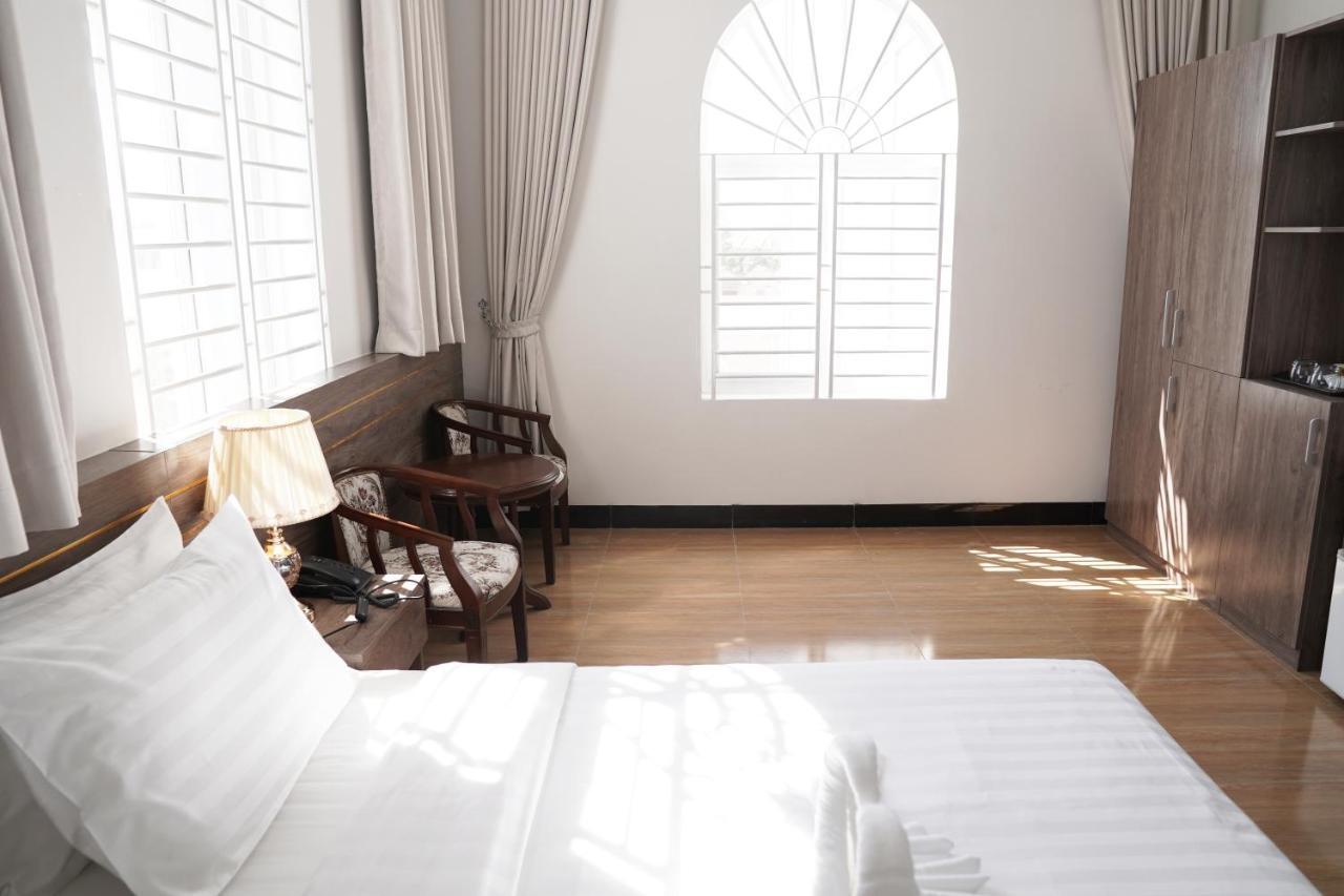 แอปเปิ้ล โฮเต็ล ทรี-แอร์พอร์ต พนมเปญ Hotel ภายนอก รูปภาพ
