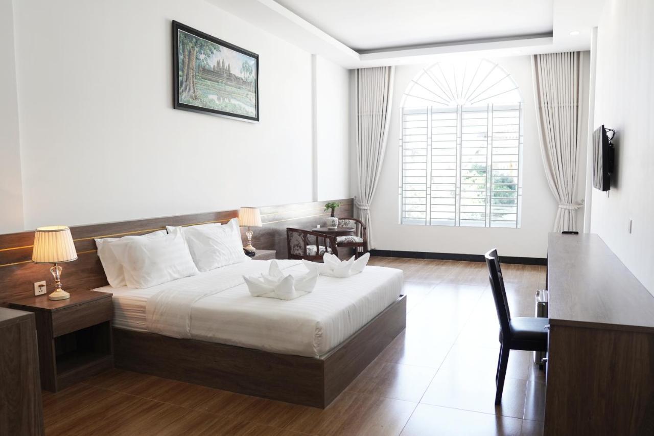 แอปเปิ้ล โฮเต็ล ทรี-แอร์พอร์ต พนมเปญ Hotel ภายนอก รูปภาพ