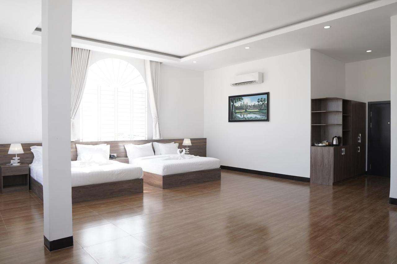 แอปเปิ้ล โฮเต็ล ทรี-แอร์พอร์ต พนมเปญ Hotel ภายนอก รูปภาพ