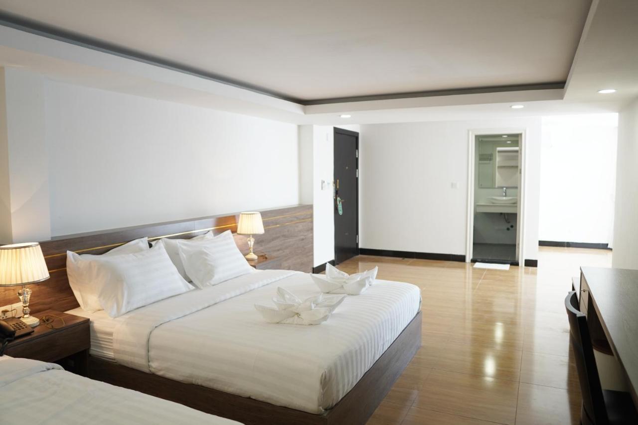 แอปเปิ้ล โฮเต็ล ทรี-แอร์พอร์ต พนมเปญ Hotel ภายนอก รูปภาพ